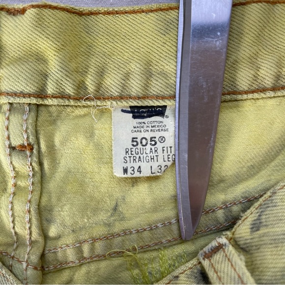 Levi’s Vintage Marble Dyed Yellow Distressed Denim Cutoff Jean Shorts - Picture 11 of 13